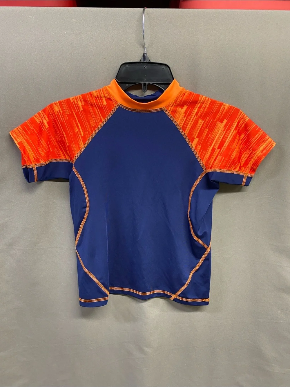 Wave Zone Kids Navy and Orange Short-Sleeve Rash Guard Swim Shirt Size 6-7